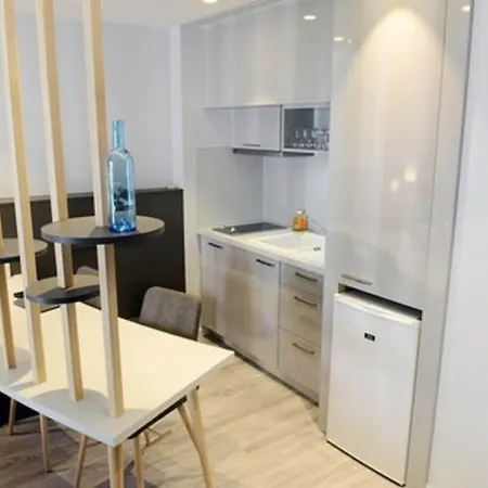 Aparthotel La Des Thermes 3*